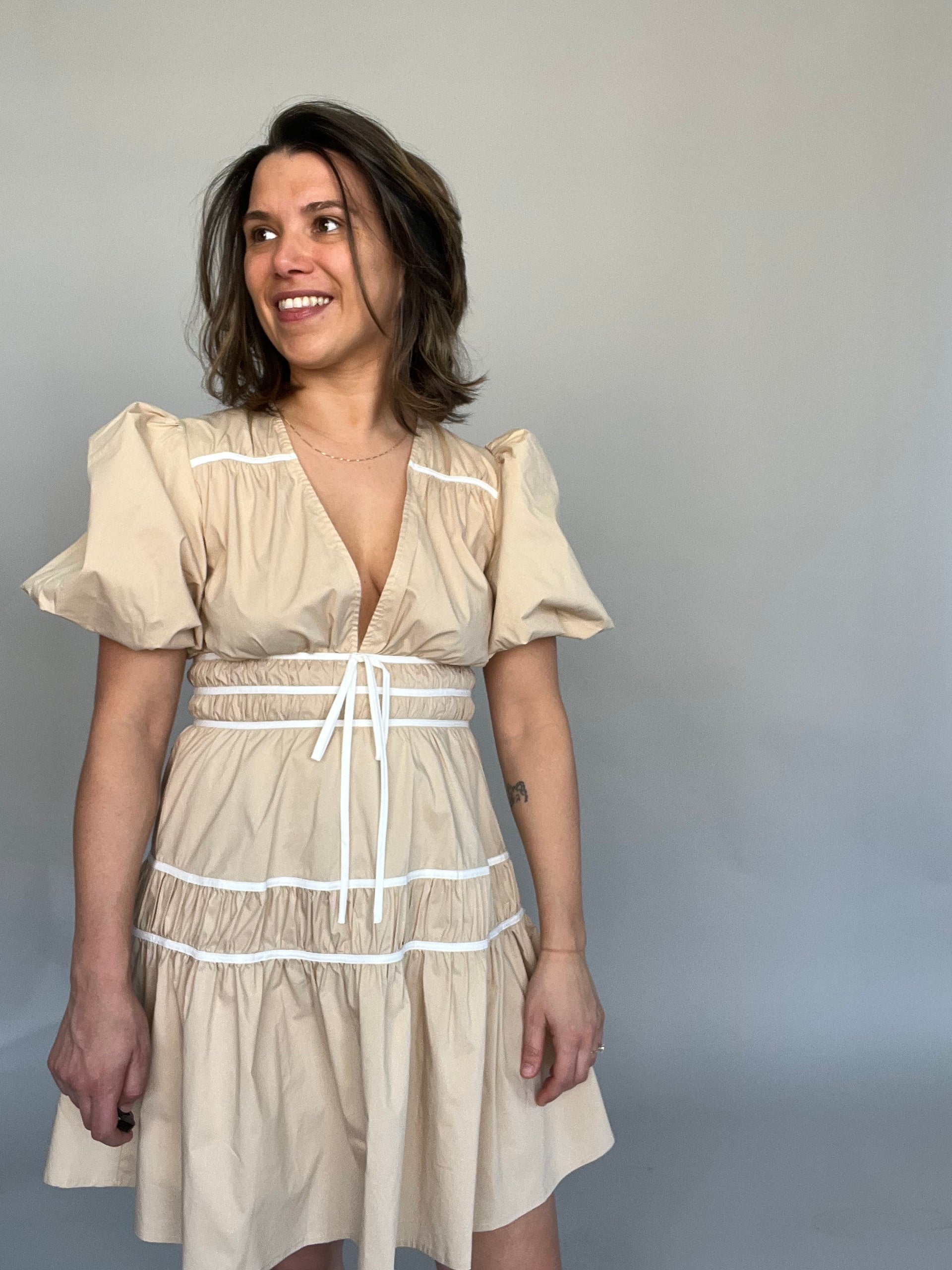 Tan poplin tiered mini dress – Golden on Garden